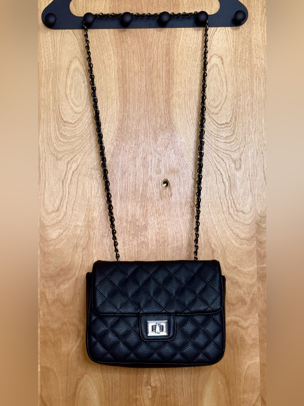 Quilted Chain Shoulder Bag - Black